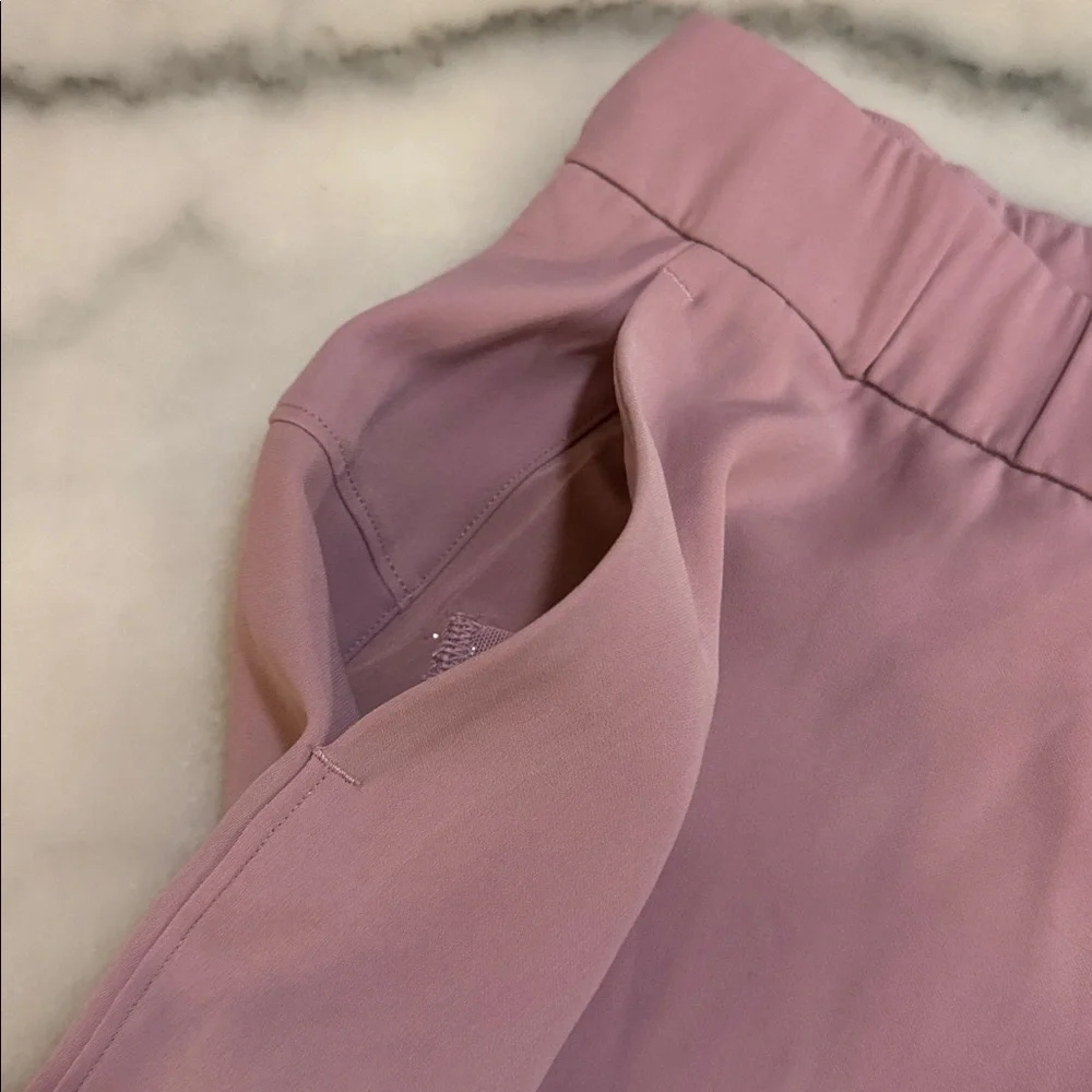 Lululemon On the Fly Jogger 28" *Woven - Pink Taupe (light muted pink) - Picture 9 of 13